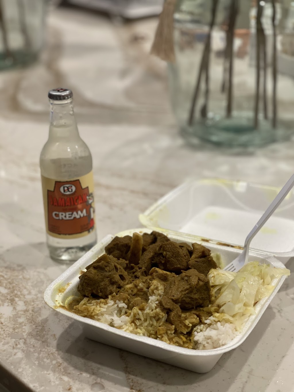 The Jerk Grill | restaurant | 150 Alafaya Woods Blvd # 102, Oviedo, FL 32765, USA | 4075427244 OR +1 407-542-7244