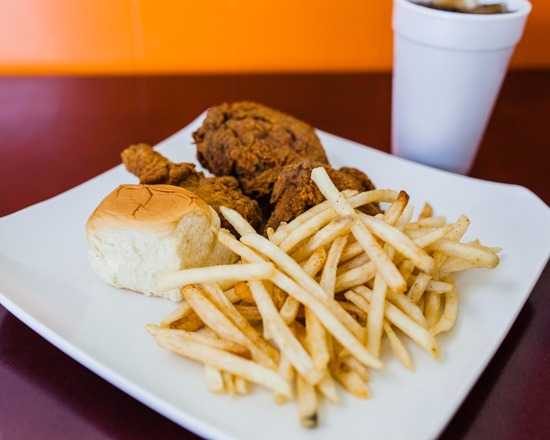 Louisiana Famous Fried Chicken | restaurant | 4450 The Plaza Unit E, Charlotte, NC 28215, USA | 9805852900 OR +1 980-585-2900