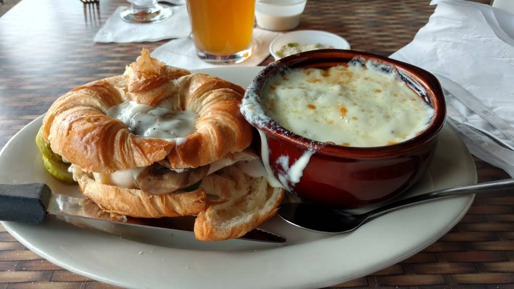 Clementines Too | restaurant | 1235 Broad St, St Joseph, MI 49085, USA | 2699830990 OR +1 269-983-0990