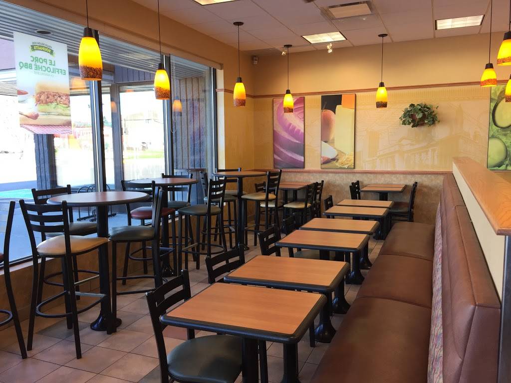 Subway | restaurant | 2400 Boulevard Louis-XIV #103, Québec, QC G1C 5Y8, Canada | 4186613030 OR +1 418-661-3030