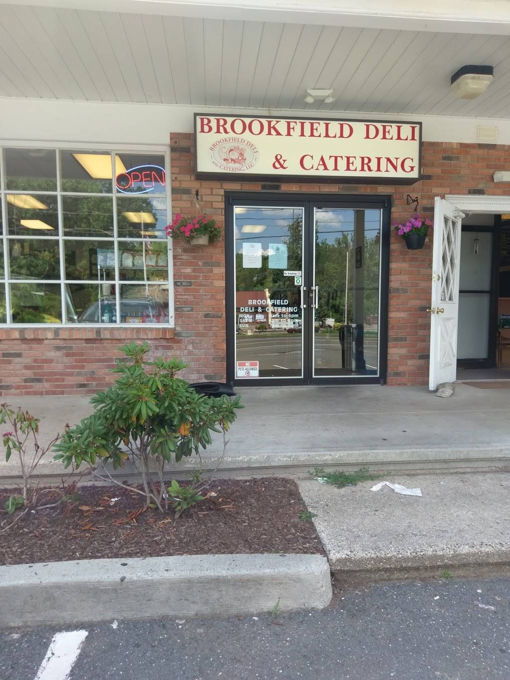 Brookfield Deli & Catering | restaurant | 782 Federal Rd, Brookfield, CT 06804, USA | 2037409449 OR +1 203-740-9449
