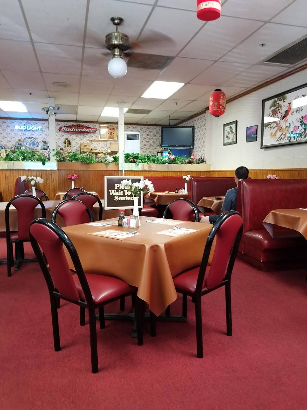 Golden Valley | restaurant | 832 W Baseline Rd #13, Mesa, AZ 85210, USA | 4807529175 OR +1 480-752-9175