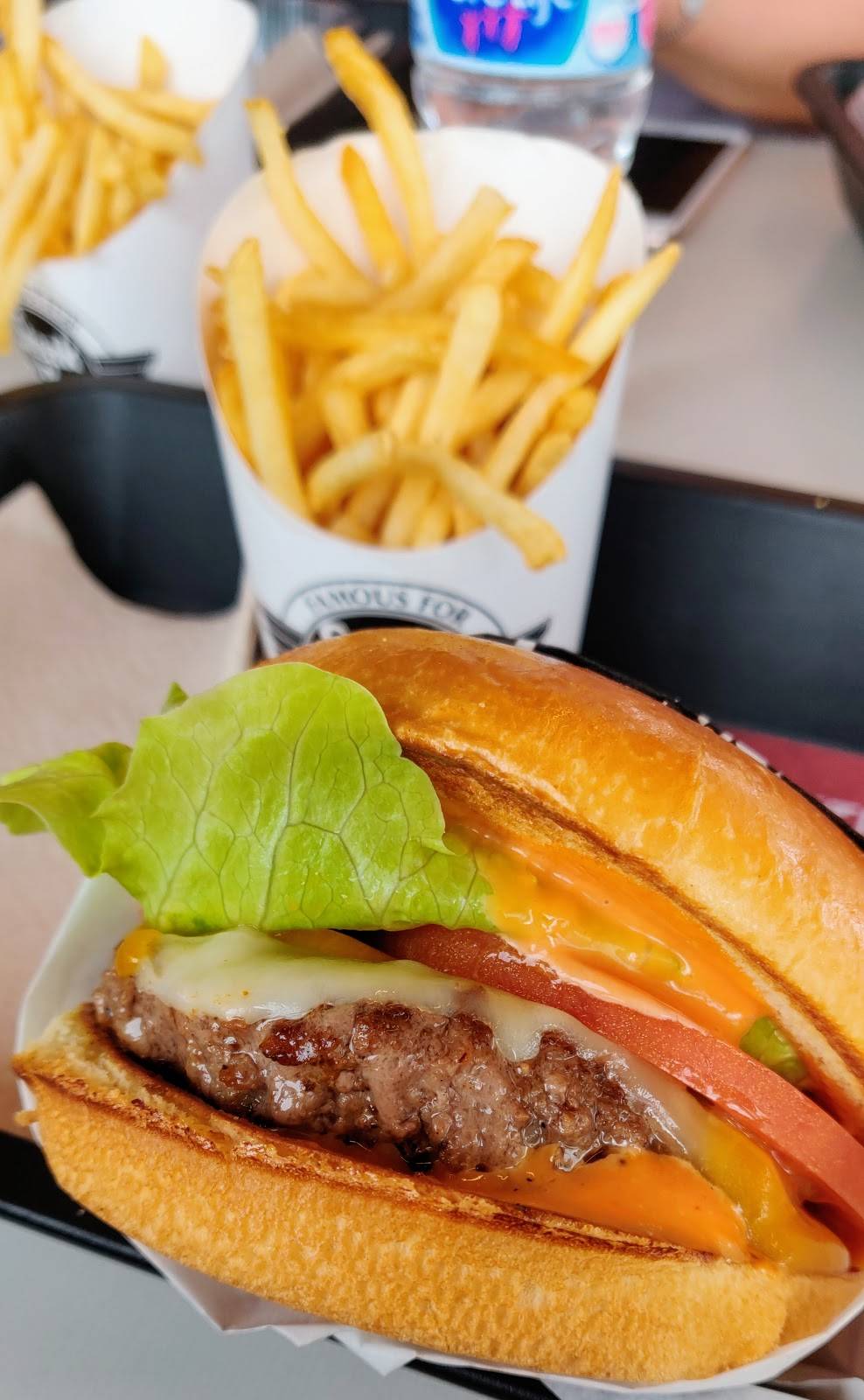 Steak n Shake | restaurant | 58707 Twentynine Palms Highway, Yucca Valley, CA 92284, USA | 7608201345 OR +1 760-820-1345