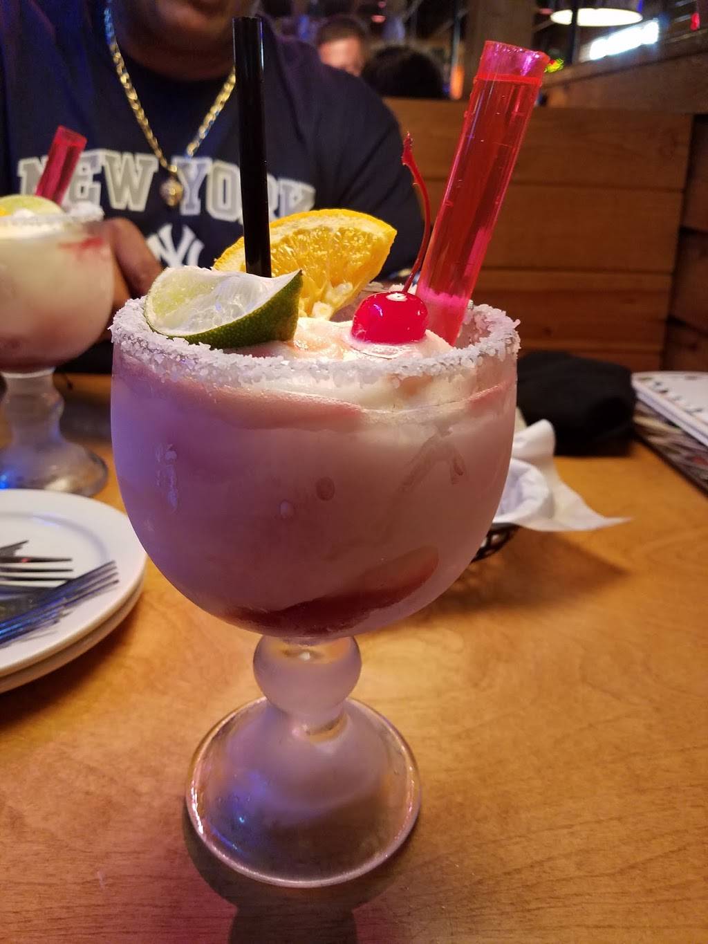 Texas Roadhouse | restaurant | 330 Reidville Dr Unit 2, Waterbury, CT 06705, USA | 2037570544 OR +1 203-757-0544