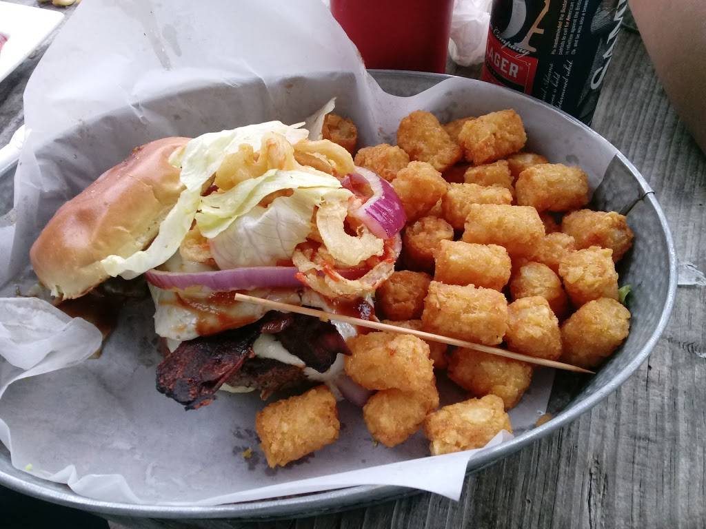 The Goat Restaurant and Whiskey Bar | restaurant | 20 L St, Hampton, NH 03842, USA | 6036016928 OR +1 603-601-6928