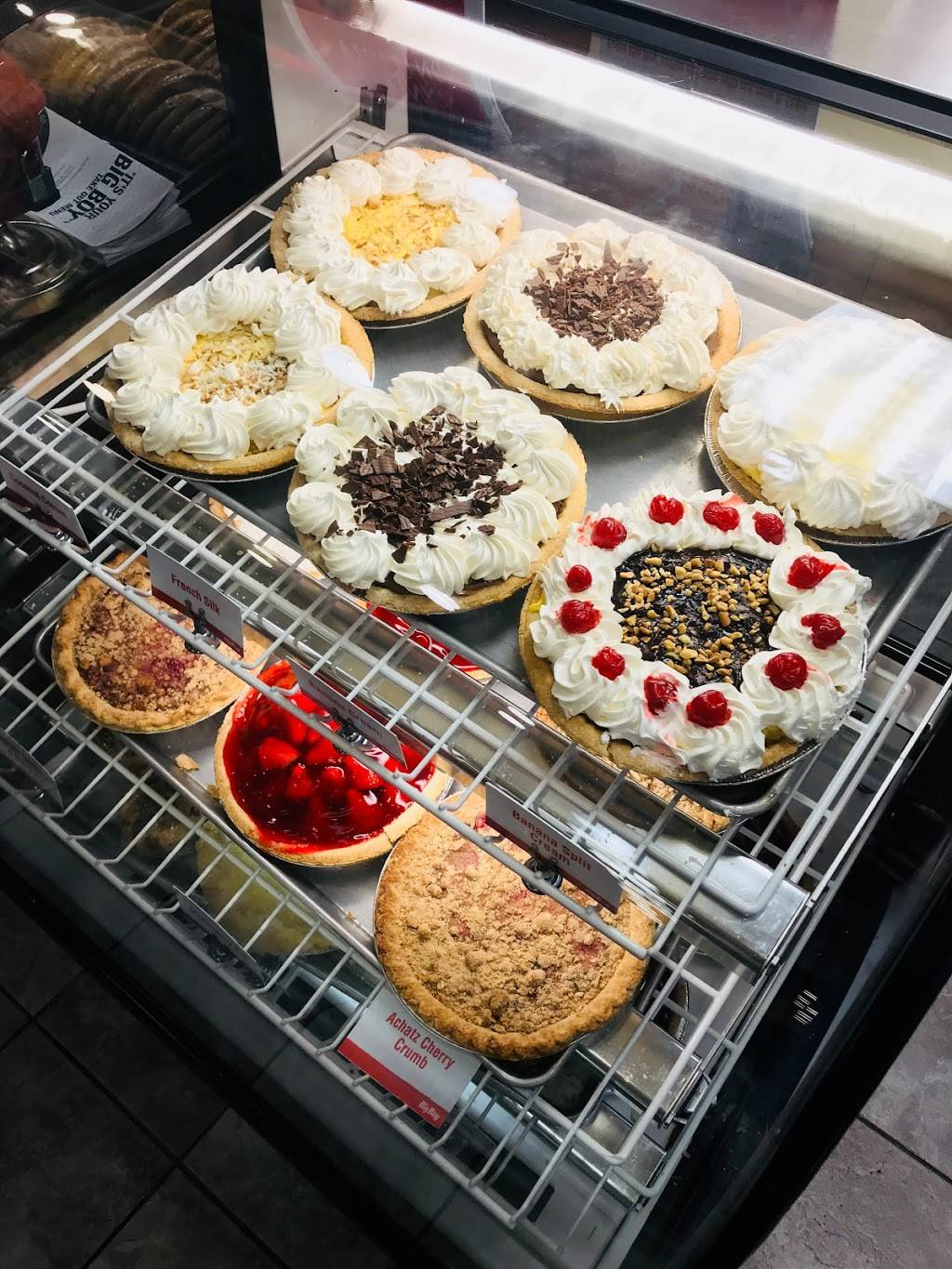 BIG BOY | restaurant | 37123 Six Mile Rd, Livonia, MI 48152, USA | 7344646670 OR +1 734-464-6670