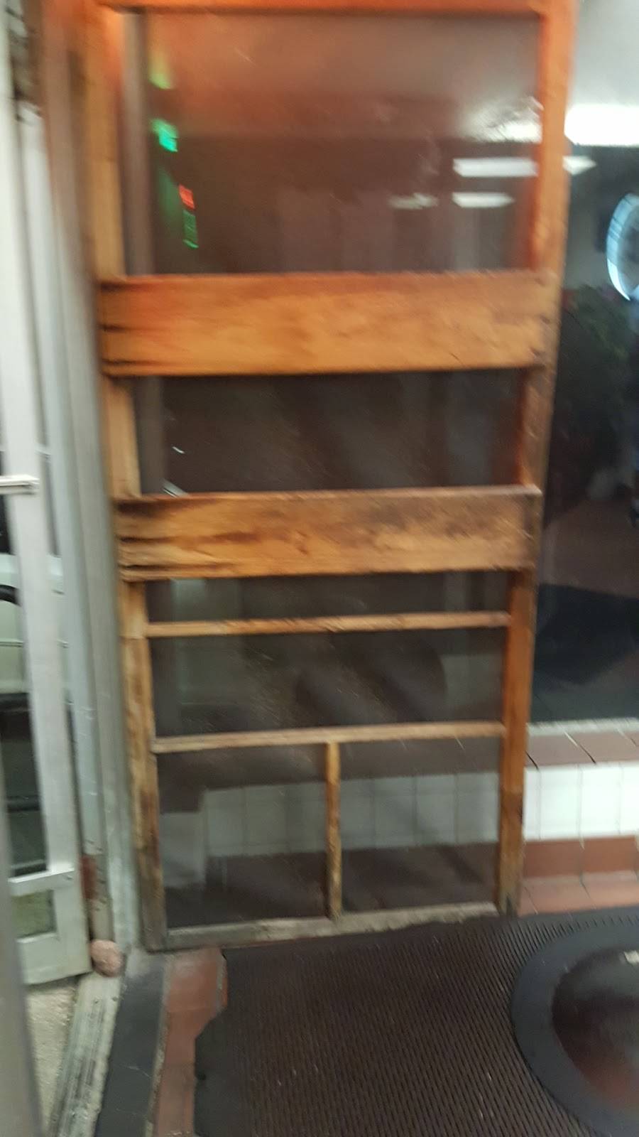 Peoples Choice | restaurant | 179 Middle Turnpike W, Manchester, CT 06040, USA | 8606470095 OR +1 860-647-0095