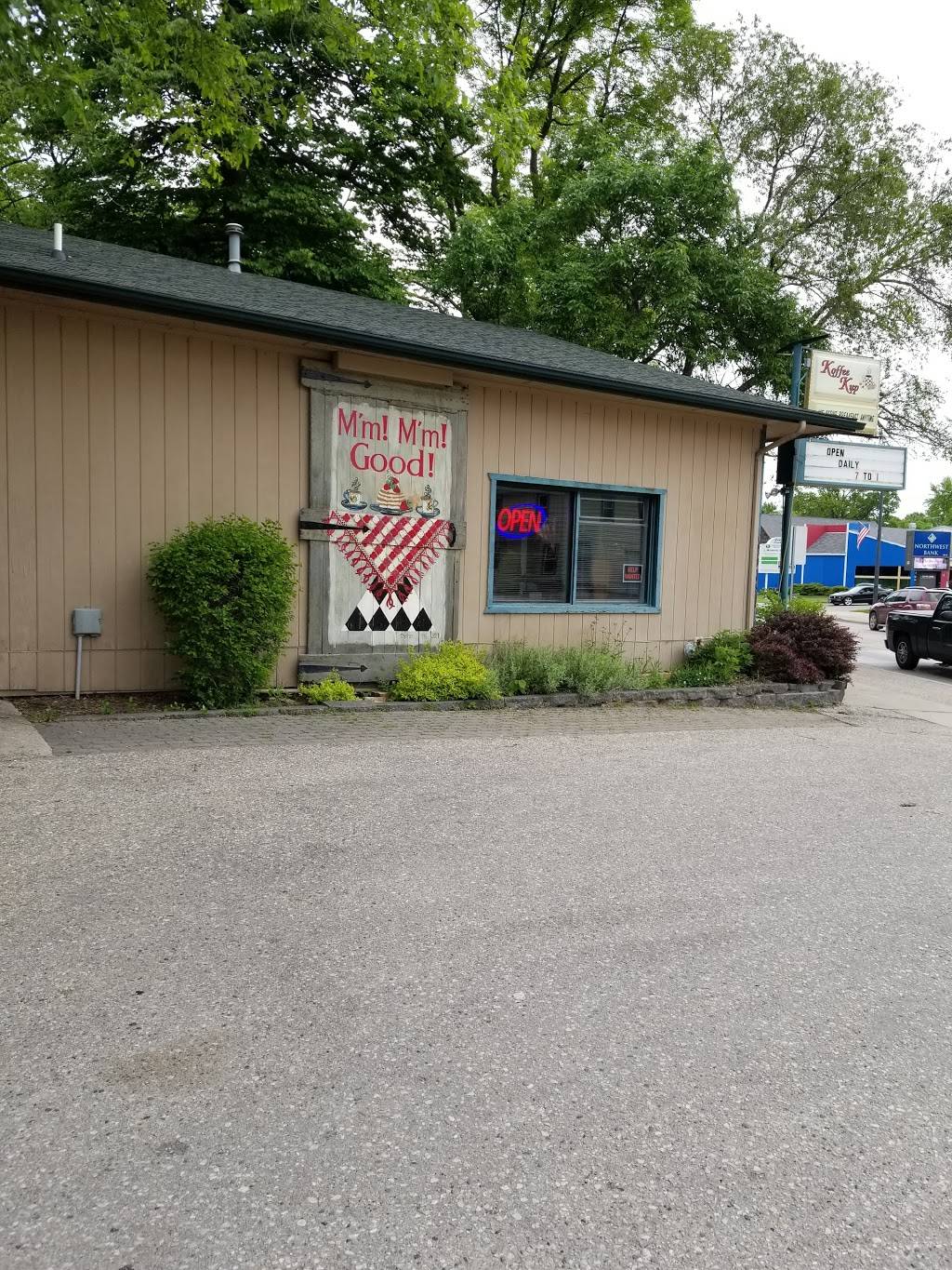 The Koffee Kup | cafe | 43 Okoboji Grove Rd N, Arnolds Park, IA 51331, USA | 7123304569 OR +1 712-330-4569