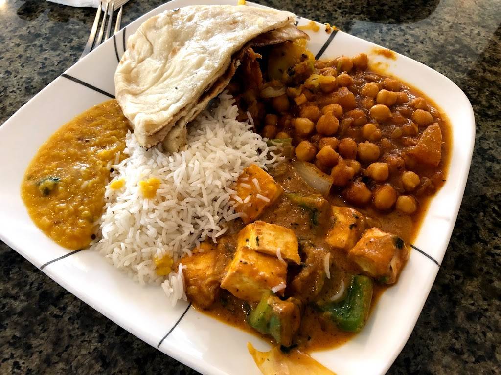 Flavors Indian Cuisine | restaurant | 13418 Telecom Dr, Tampa, FL 33637, USA | 8136150004 OR +1 813-615-0004