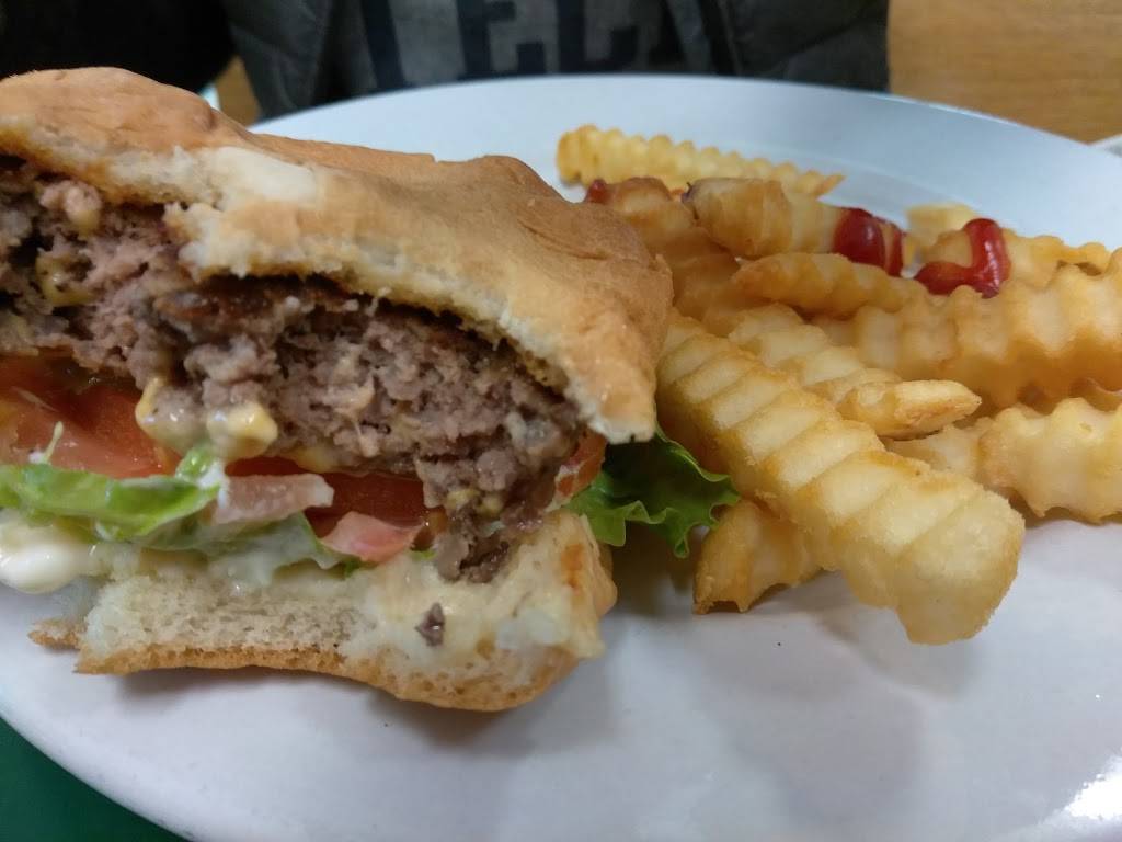 Jefferson House Restaurant | restaurant | 682 Athens St, Jefferson, GA 30549, USA | 7063870288 OR +1 706-387-0288