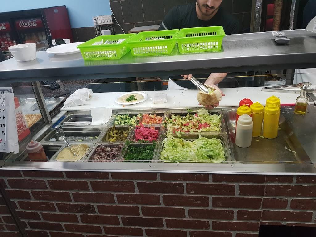Shawarma Empire | restaurant | 1823 Lawrence Ave E, Scarborough, ON M1R 2Y3, Canada | 4162851337 OR +1 416-285-1337