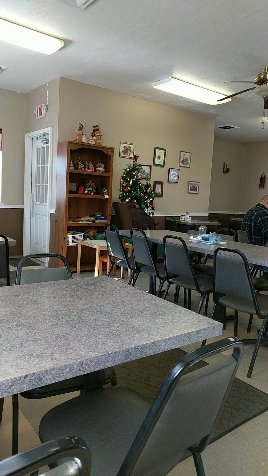 Steplers Family Restaurant | restaurant | 116 Main St, Amboy, IN 46911, USA | 7653957171 OR +1 765-395-7171