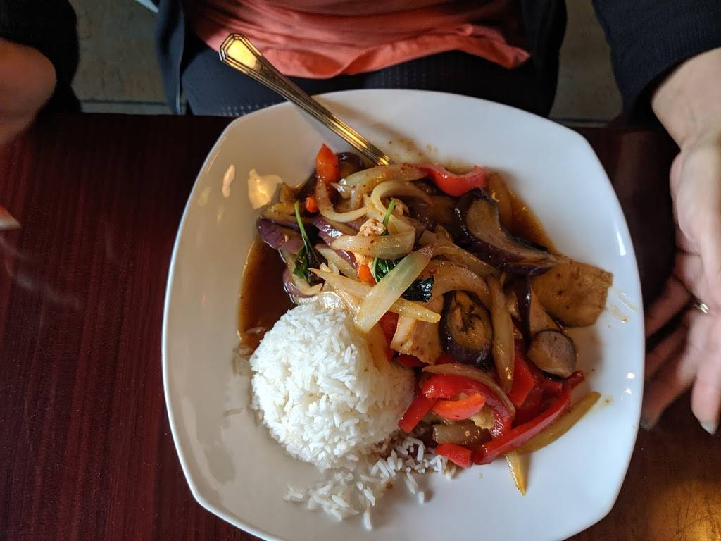 Simply Thai Restaurant | restaurant | 13300 Tecumseh Rd E, Windsor, ON N8N 4R8, Canada | 5199794800 OR +1 519-979-4800