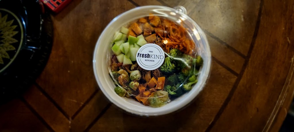 FreshKIND Kitchen | restaurant | 227 N Washington St, Green Bay, WI 54301, USA | 9205440230 OR +1 920-544-0230