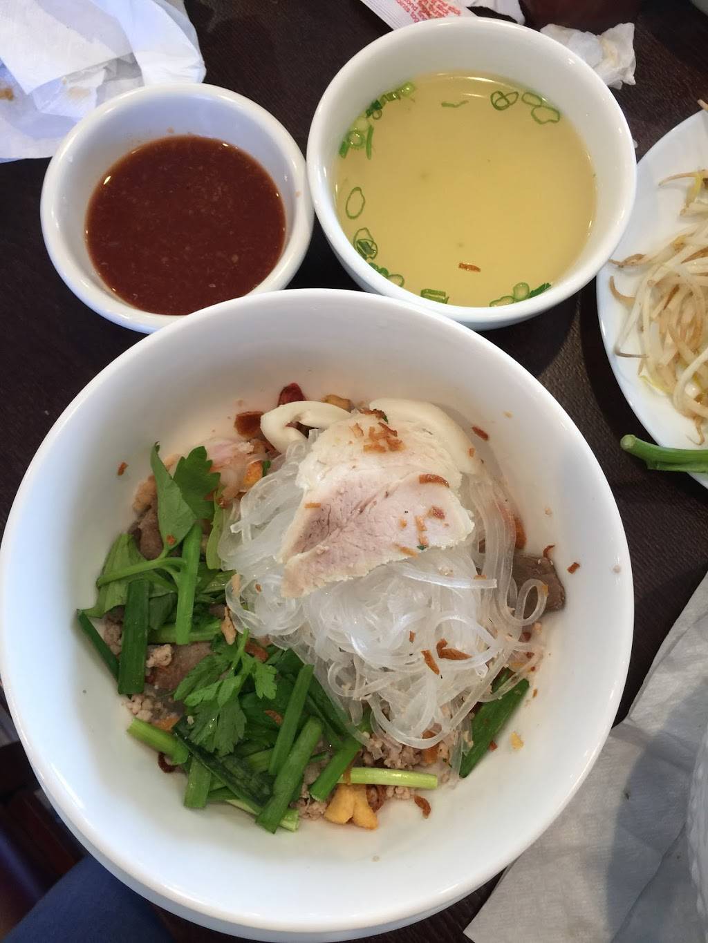 Di-An-Gi Pho-Burgers-Tacos | restaurant | 2115 E Belt Line Rd, Richardson, TX 75081, USA | 2142727377 OR +1 214-272-7377