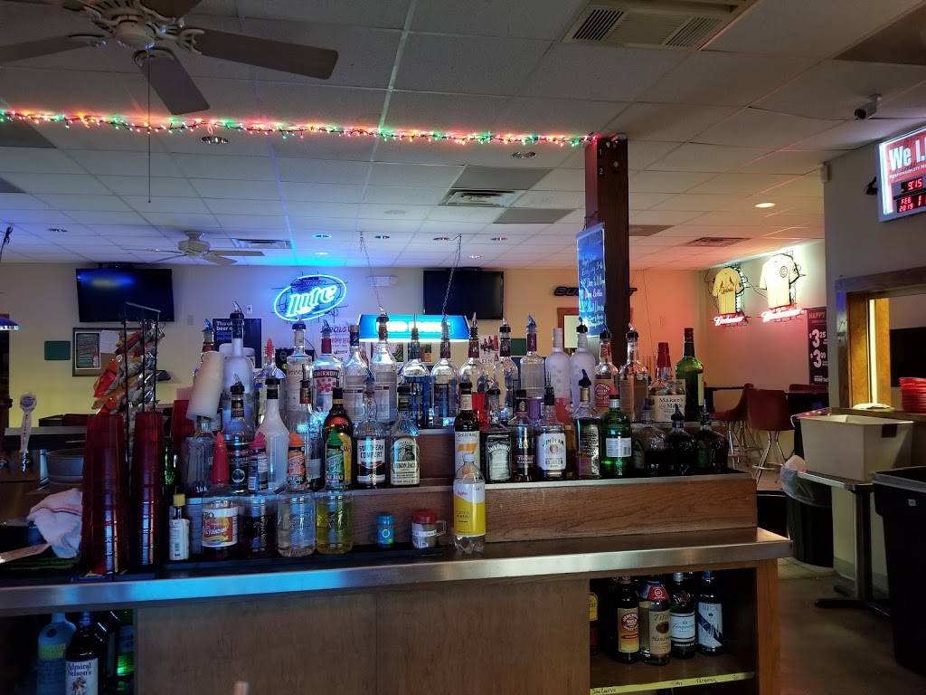 Sammys Lounge | night club | 5521 Center Point Rd, Cedar Rapids, IA 52402, USA | 3193938174 OR +1 319-393-8174