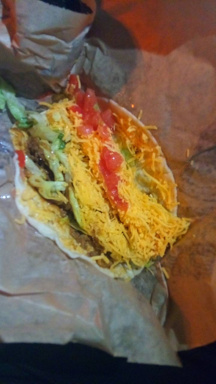 Del Taco | meal takeaway | 1037 E Bobier Dr, Vista, CA 92084, USA | 7609458294 OR +1 760-945-8294