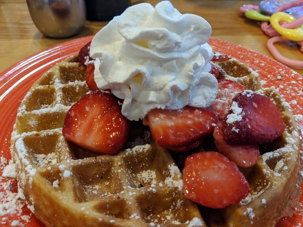 J Christophers East Lake | restaurant | 2100 Roswell Rd STE 2116, Marietta, GA 30062, USA | 7706272499 OR +1 770-627-2499