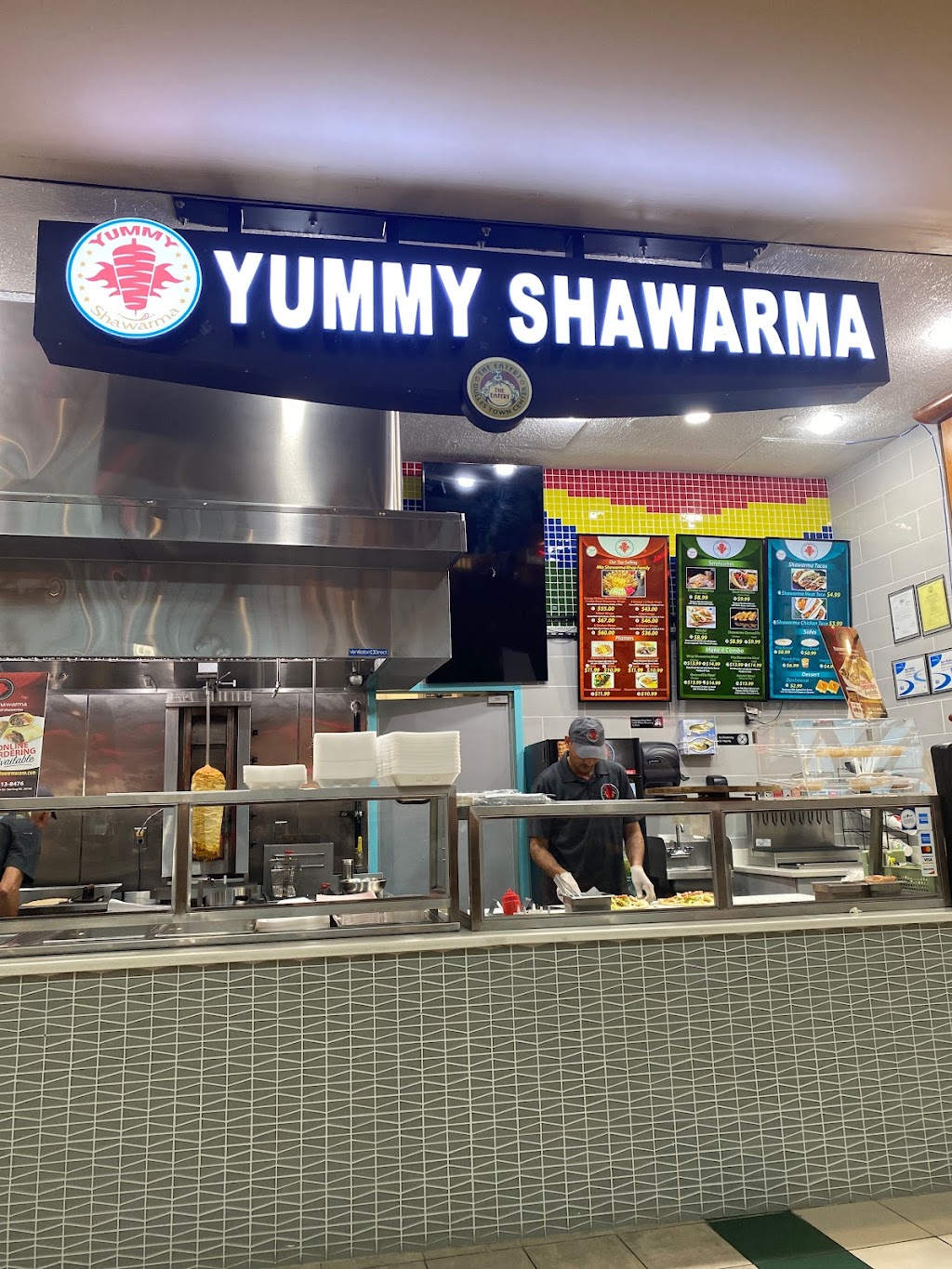 Yummy Shawarma | restaurant | 21100 Dulles Town Cir, Sterling, VA 20166, USA | 5713138476 OR +1 571-313-8476