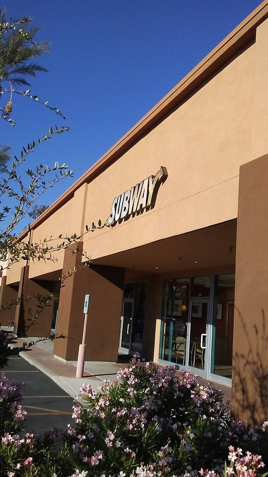 Subway | restaurant | 5820 W Peoria, Galleria Suite A-109, Glendale, AZ 85302, USA | 6234864132 OR +1 623-486-4132