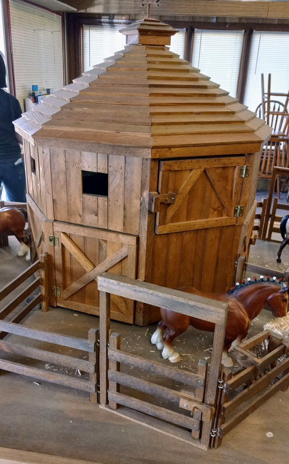 Hitching Post Restaurant | restaurant | 100 SE 5th St, Abilene, KS 67410, USA | 7852631868 OR +1 785-263-1868