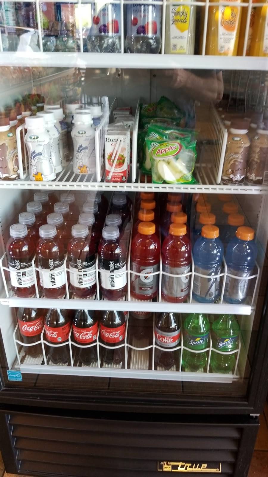 Subway | meal takeaway | 9565 E 22nd St Suite 101, Tucson, AZ 85748, USA | 5208850688 OR +1 520-885-0688