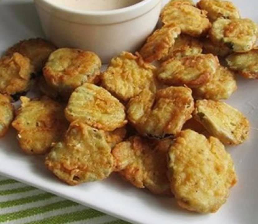 Munchis Fish & Chiccn | restaurant | 922 Business Loop 70 E, Columbia, MO 65201, USA | 5734430162 OR +1 573-443-0162