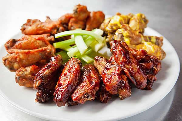 Moose & Bear American Grill & Pub | restaurant | 118 E McKellips Rd, Mesa, AZ 85201, USA | 4806494393 OR +1 480-649-4393