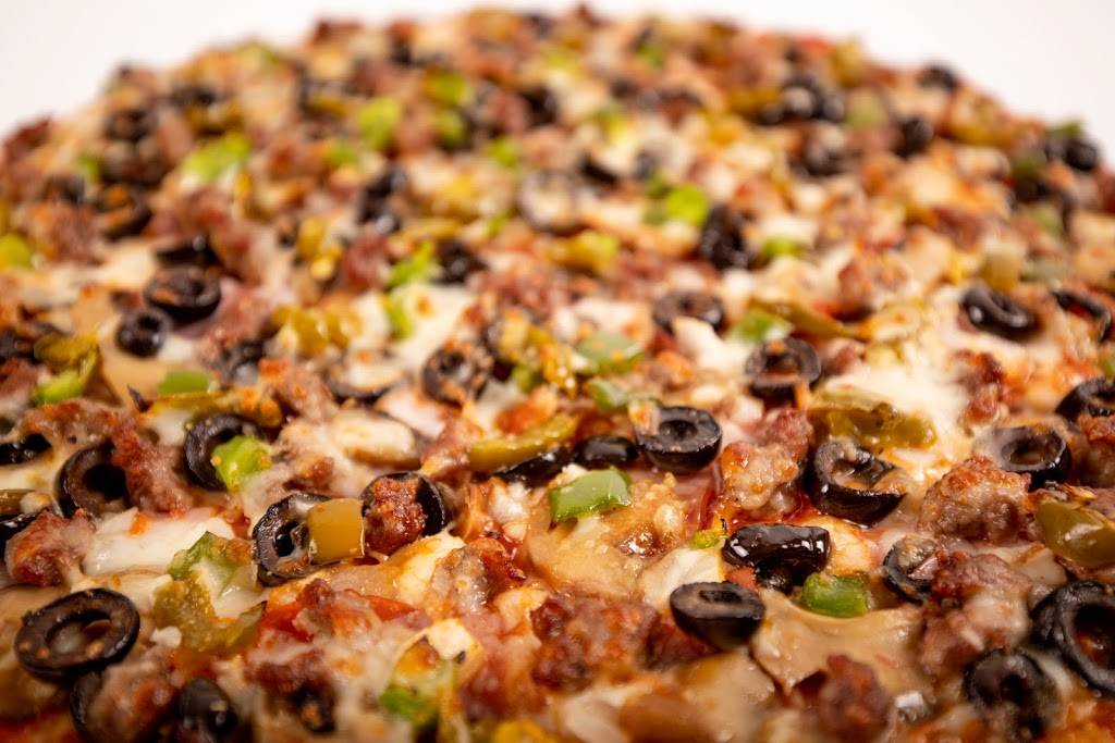 Johnnys Pizza House | meal delivery | 5795 LA-1, Shreveport, LA 71107, USA | 3189293488 OR +1 318-929-3488