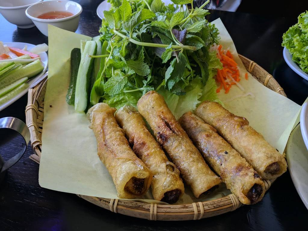 Vietnam House Restaurant | restaurant | 710 W Las Tunas Dr, San Gabriel, CA 91776, USA | 6262823630 OR +1 626-282-3630