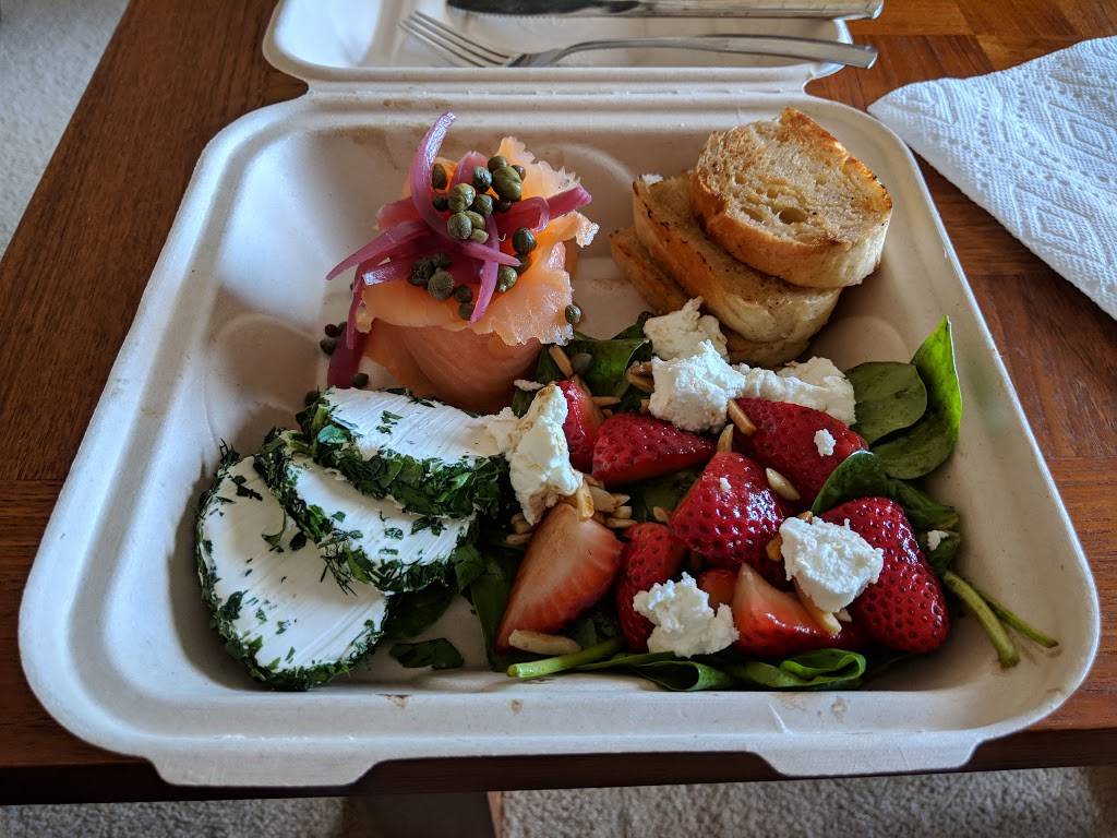 Crema | restaurant | 481 Lighthouse Ave, Pacific Grove, CA 93950, USA | 8313240347 OR +1 831-324-0347