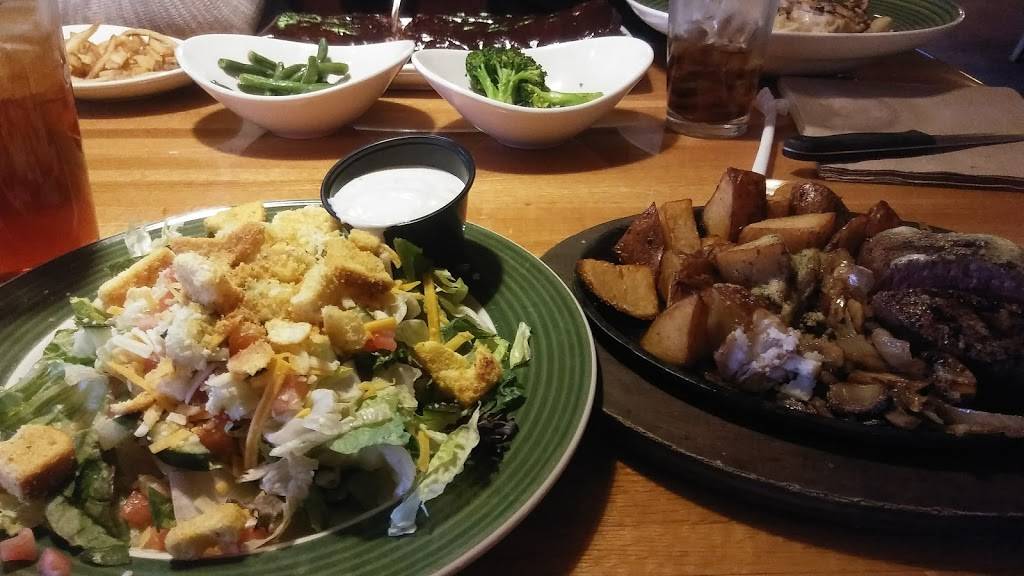 Applebees Grill + Bar | restaurant | 30 Crestview Hills Mall Rd, Crestview Hills, KY 41017, USA | 8593416708 OR +1 859-341-6708