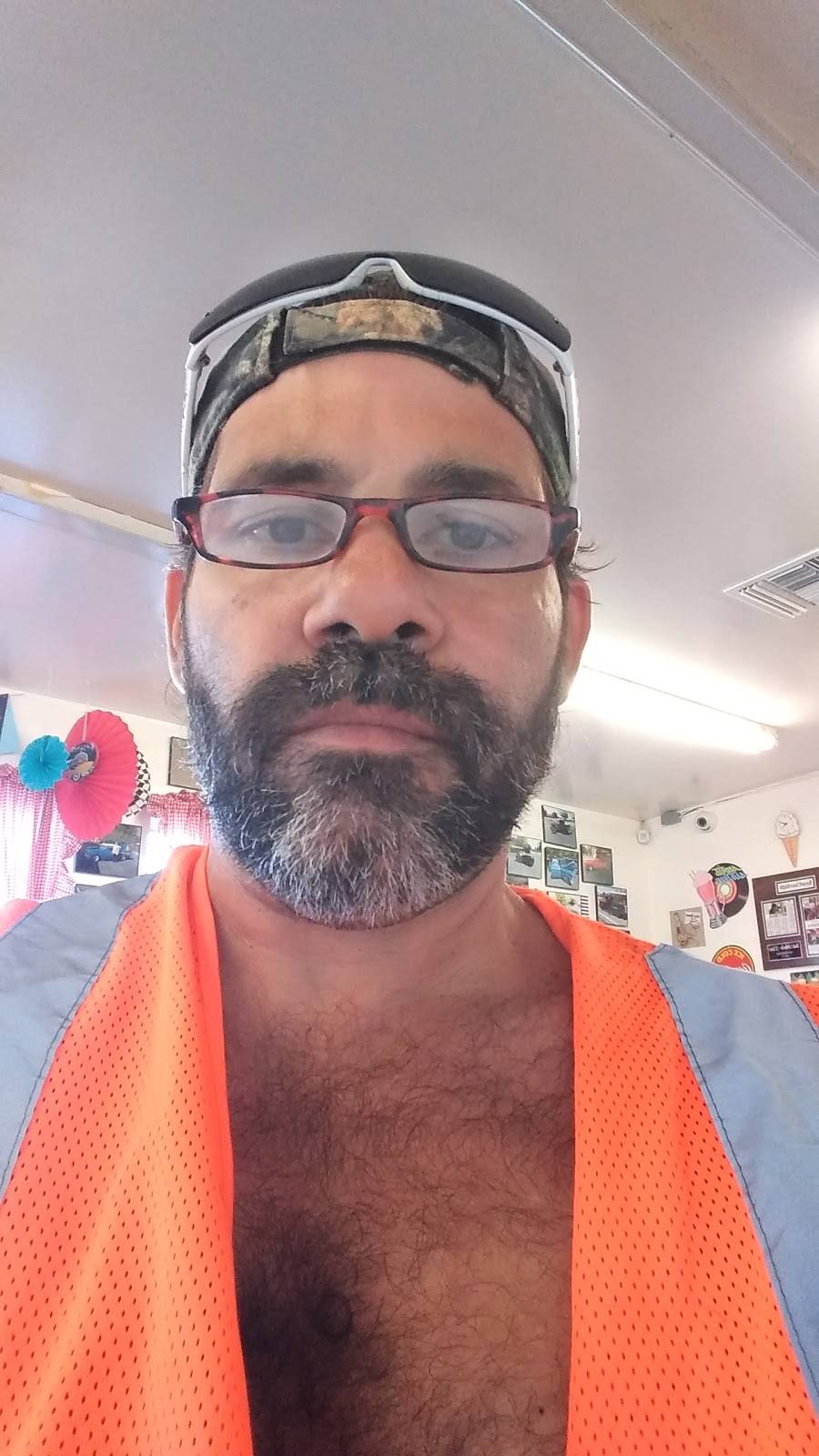 Dudes Drive Inn | restaurant | 1644 Hartnell Ave, Redding, CA 96002, USA | 5302223775 OR +1 530-222-3775