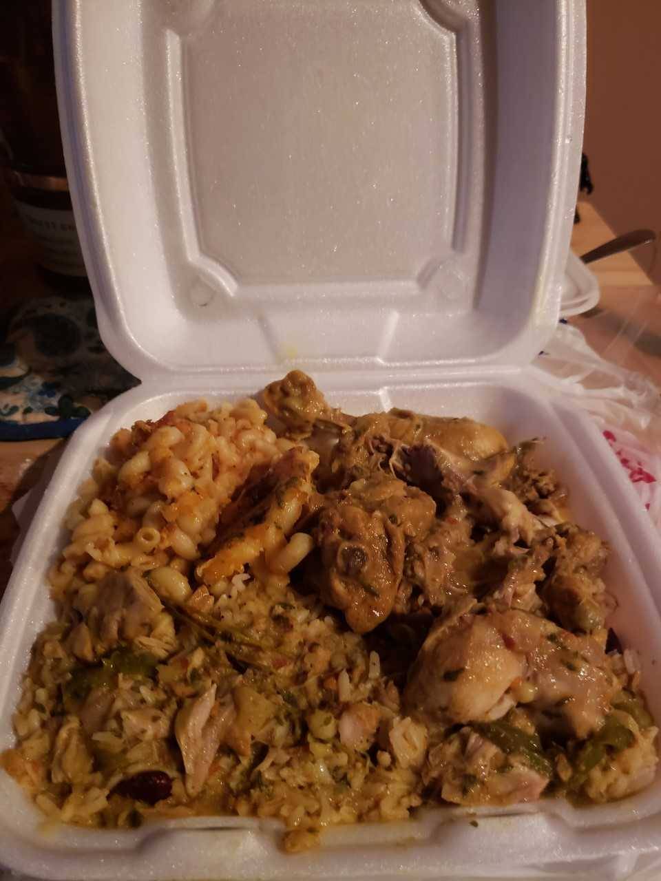 Island Cuisine | restaurant | 20023 Harvard Ave, Warrensville Heights, OH 44122, USA | 2164918250 OR +1 216-491-8250