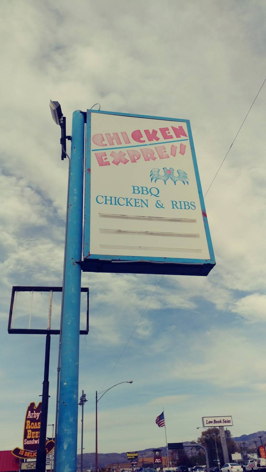 Chicken Express | restaurant | 3434 State St, Salt Lake City, UT 84115, USA | 8014877373 OR +1 801-487-7373
