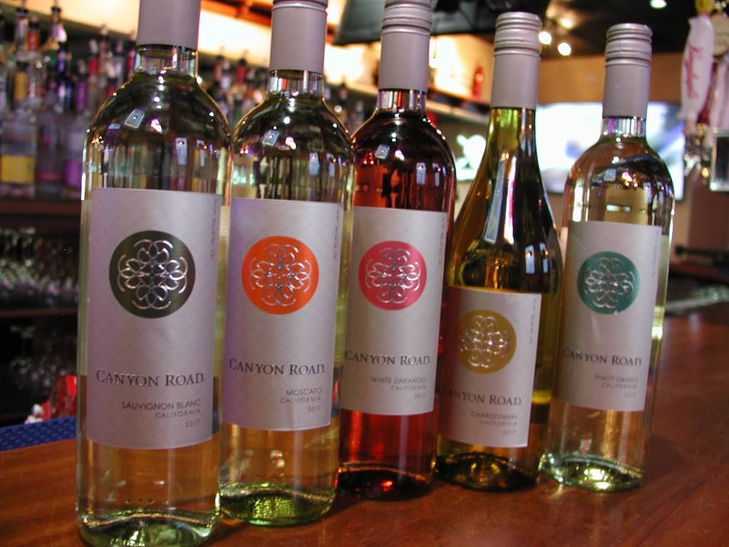 Tuckerton Beach Grille | restaurant | 1000 S Green St, Tuckerton, NJ 08087, USA | 6092943600 OR +1 609-294-3600