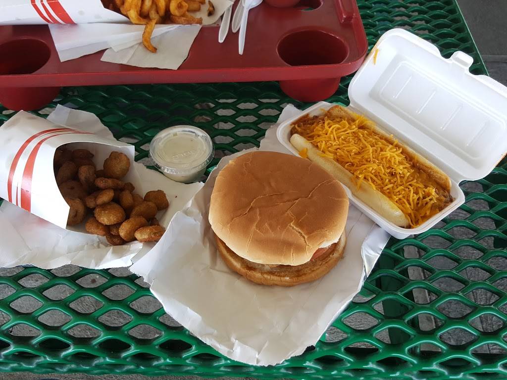 Dixie Dog Drive-In | restaurant | 1421 E South Ave, Ponca City, OK 74604, USA | 5807624439 OR +1 580-762-4439