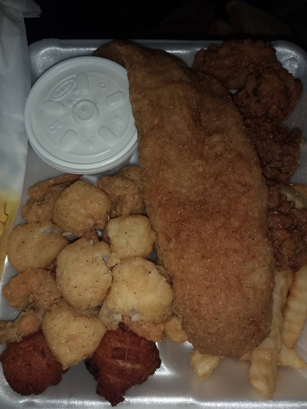 Fish House IV | restaurant | 1243 Watson Blvd, Warner Robins, GA 31093, USA | 4789180808 OR +1 478-918-0808