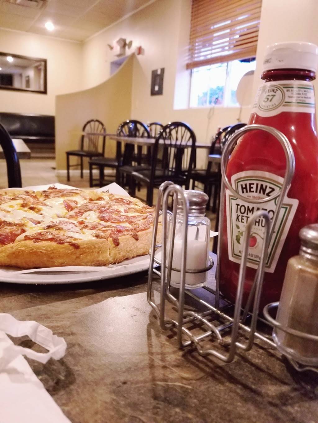 Pizza Palace | restaurant | 1583 Plainfield Pike, Johnston, RI 02919, USA | 4019461600 OR +1 401-946-1600