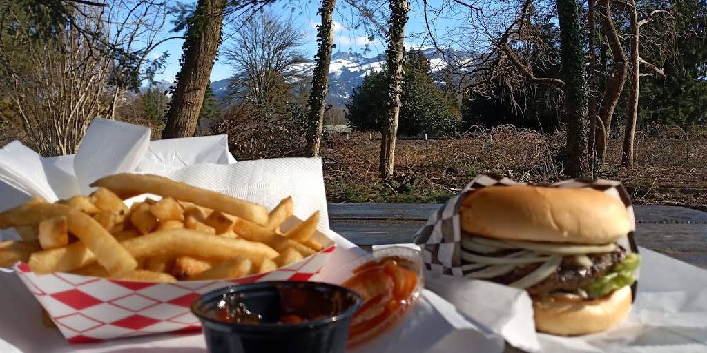 Vicks Burger Shack | restaurant | 31724 US-2, Sultan, WA 98294, USA | 3608636796 OR +1 360-863-6796