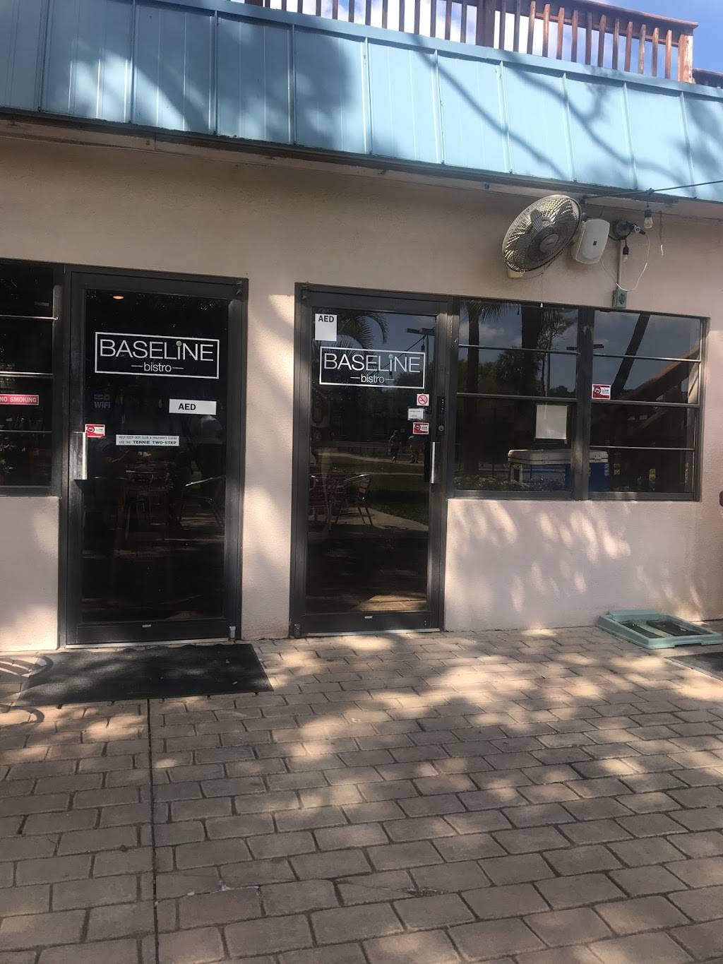 3 Cs Bistro | restaurant | 170 47th Ave NE, St. Petersburg, FL 33703, USA | 7275269900 OR +1 727-526-9900