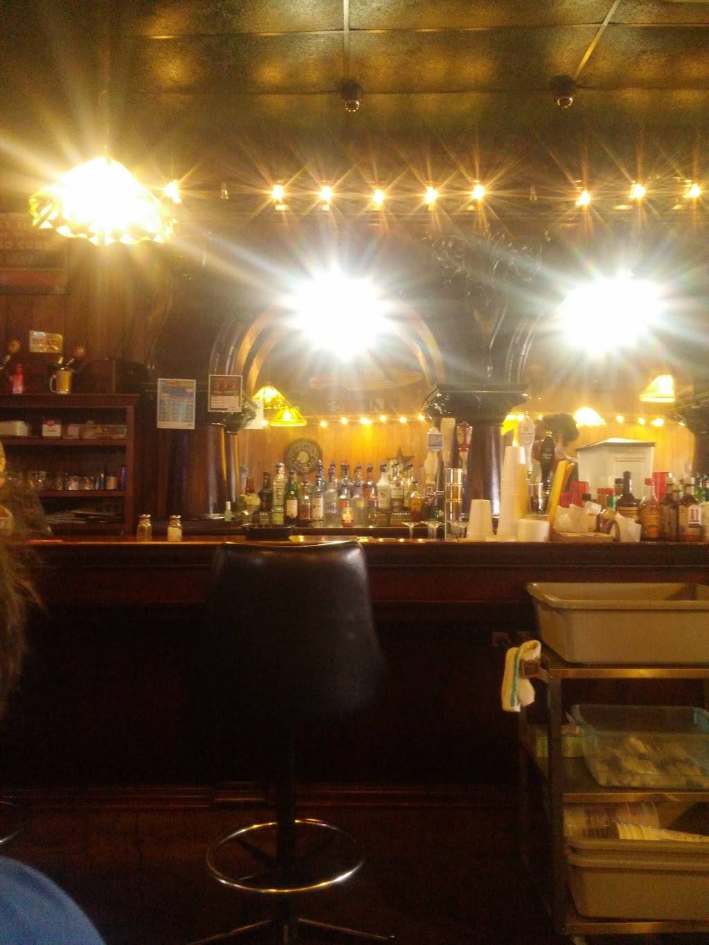 The Oasis | restaurant | 702 W Lincoln Ave, Goshen, IN 46526, USA | 5745333590 OR +1 574-533-3590