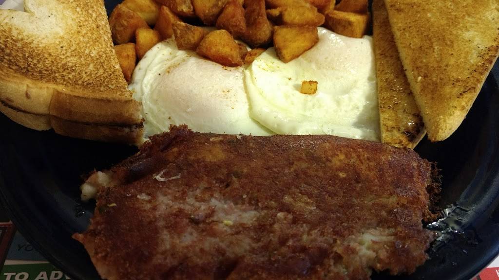 American Classics Restaurant | restaurant | 740 Springfield St, Feeding Hills, MA 01030, USA | 4137892203 OR +1 413-789-2203