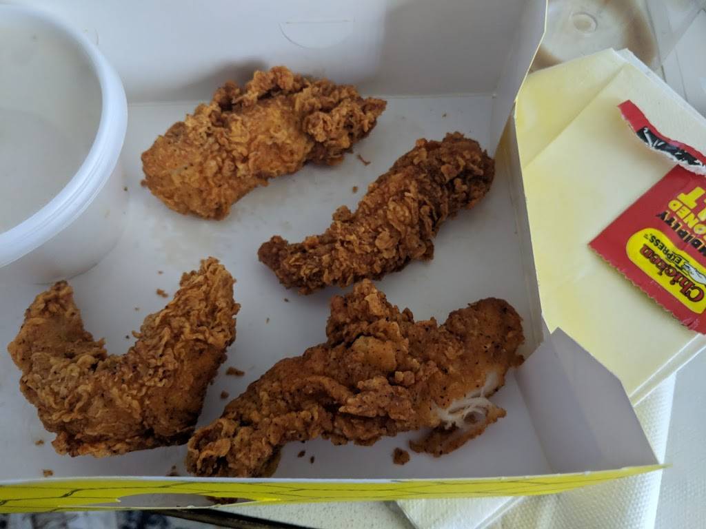 Chicken Express | restaurant | 6124 Lemmon Ave, Dallas, TX 75209, USA | 2143537175 OR +1 214-353-7175