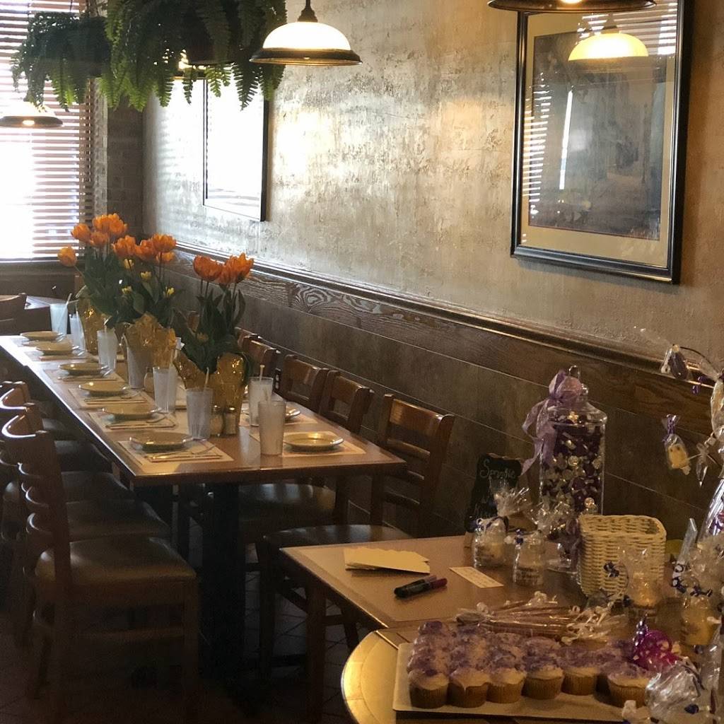 Villa Formia of Oceanside | restaurant | 136 Mott St, Oceanside, NY 11572, USA | 5165365640 OR +1 516-536-5640