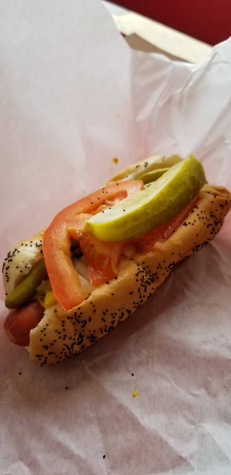 Petes Red Hots | restaurant | 6346 Roosevelt Rd, Oak Park, IL 60304, USA | 7083836122 OR +1 708-383-6122