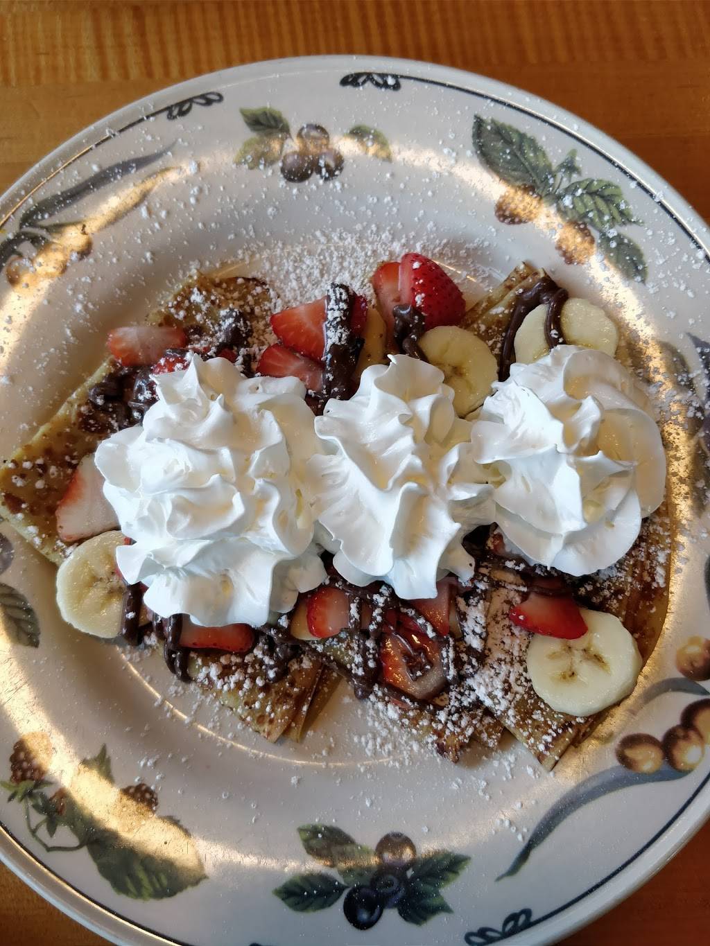 Egglectic Cafe | cafe | 145 N Hale St, Wheaton, IL 60187, USA | 6306909001 OR +1 630-690-9001