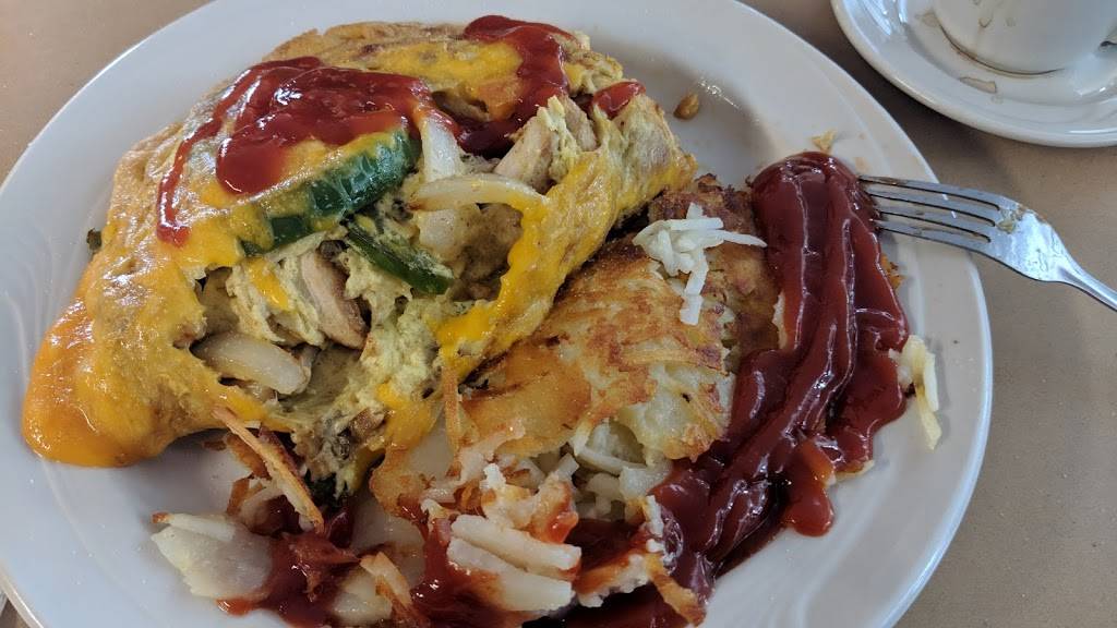 Omegas Family Restaurant | restaurant | 12026 IN-15, North Manchester, IN 46962, USA | 2609822999 OR +1 260-982-2999