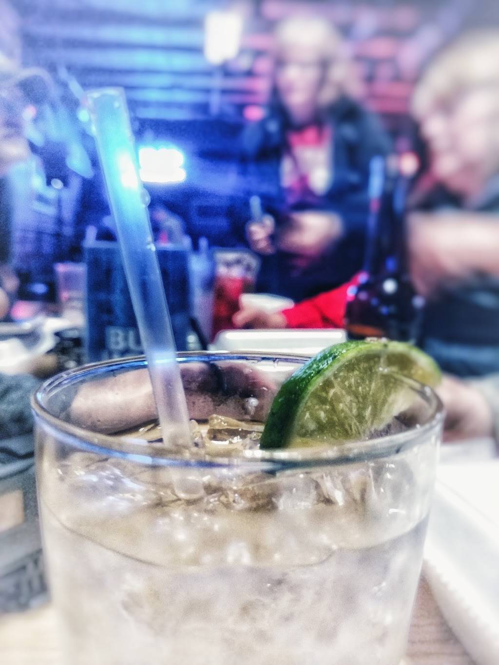 Fatboyz Bar & Grill | restaurant | 609 Lincolnway W, Ligonier, IN 46767, USA | 2608944640 OR +1 260-894-4640