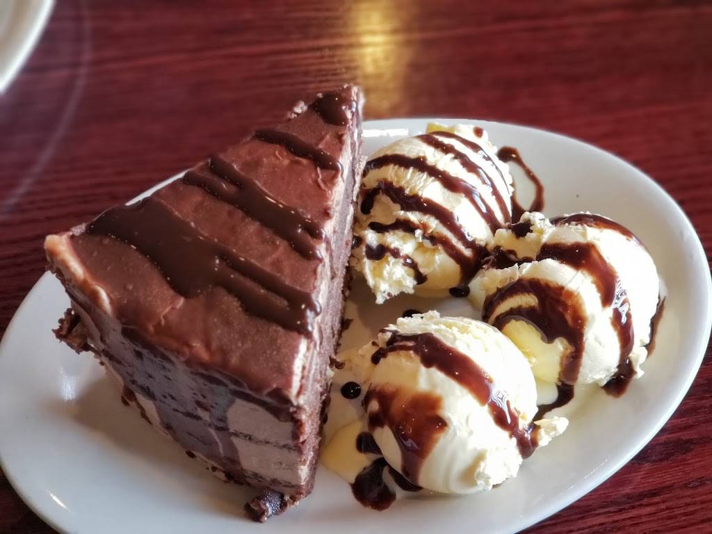 Sarnas Classic Grill | restaurant | 3939 University Ave NE, Columbia Heights, MN 55421, USA | 7637883939 OR +1 763-788-3939